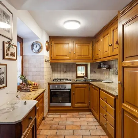 Apartamento La Rustica - Maggiore Estate By Ginin *